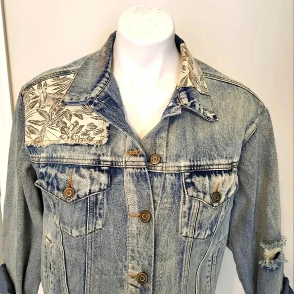 LUNIK Floral Distressed/ Destroyed 90's Denim Jean Jacket(Large) - Picture 3 of 11